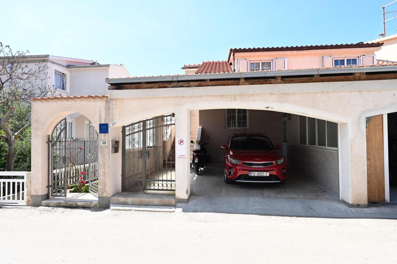 Apartment Kokolo Sea View Hvar Hvar Town Eksteriør billede