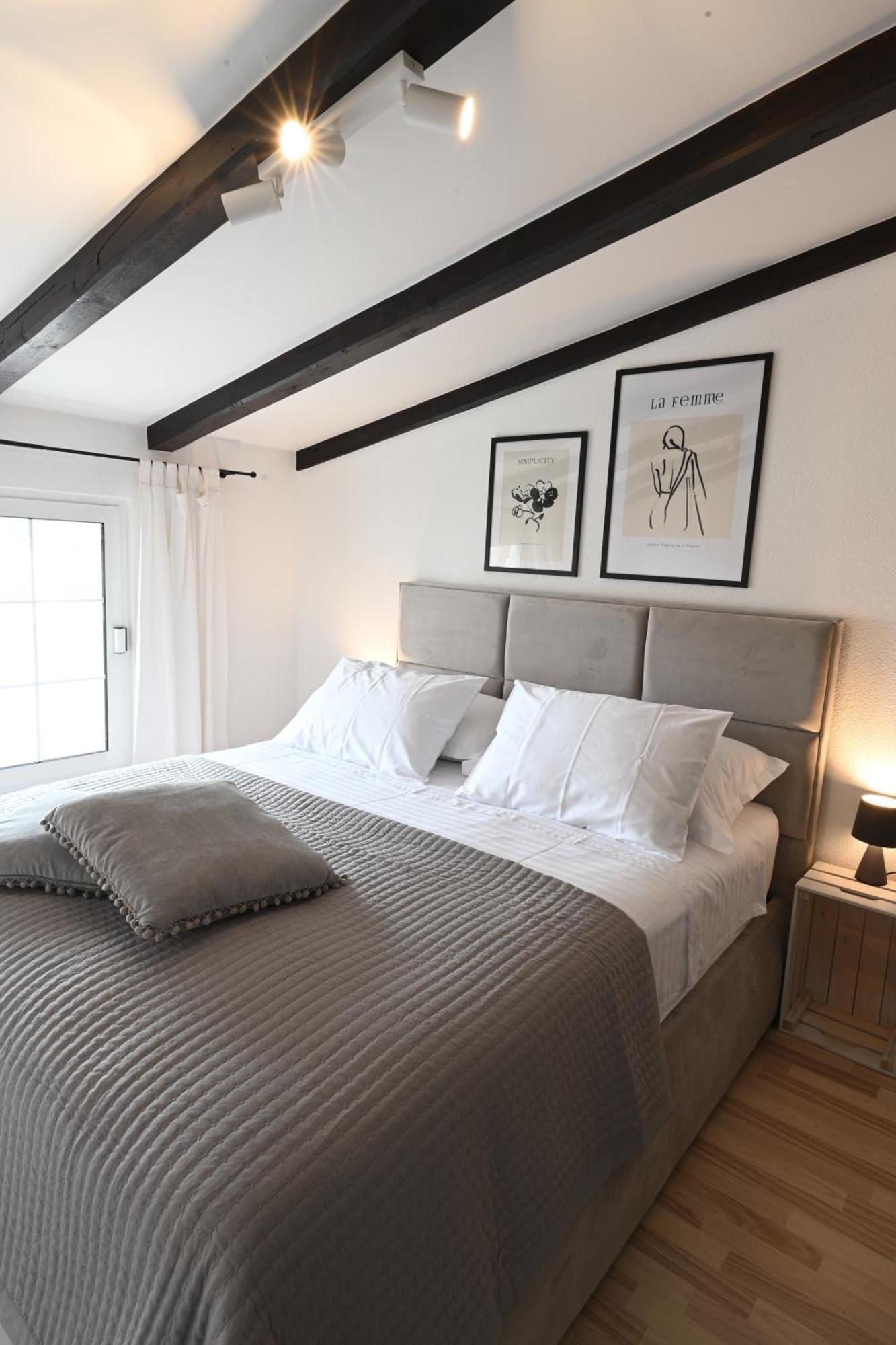 Apartment Kokolo Sea View Hvar Hvar Town Eksteriør billede